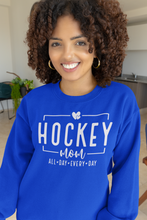 Charger l'image dans la galerie, Crewneck hockey personnalisé